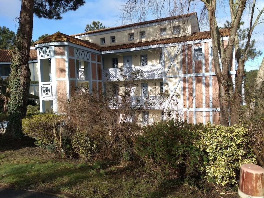 Vue Golf Dans Residence Nature "Sympalappart" モリエ・エマー エクステリア 写真